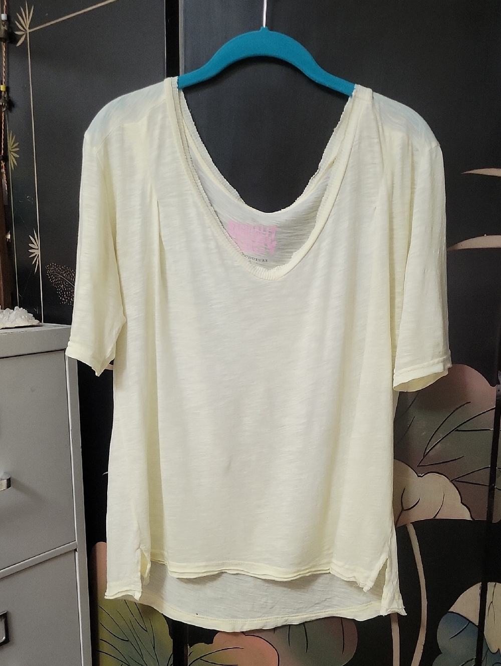 Basically Juicey Tshirt Size L